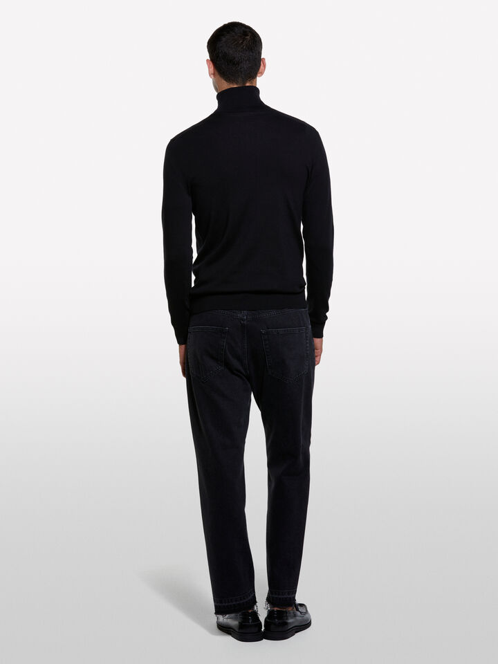Pull noir à col montant - pulls col montant pour homme - Noir | Sisley image number 2